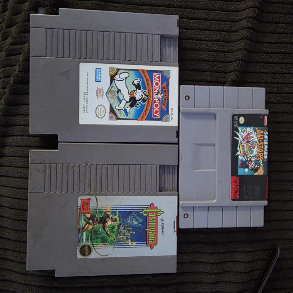 Nintendo Entertainment System Console - Gray and Cream